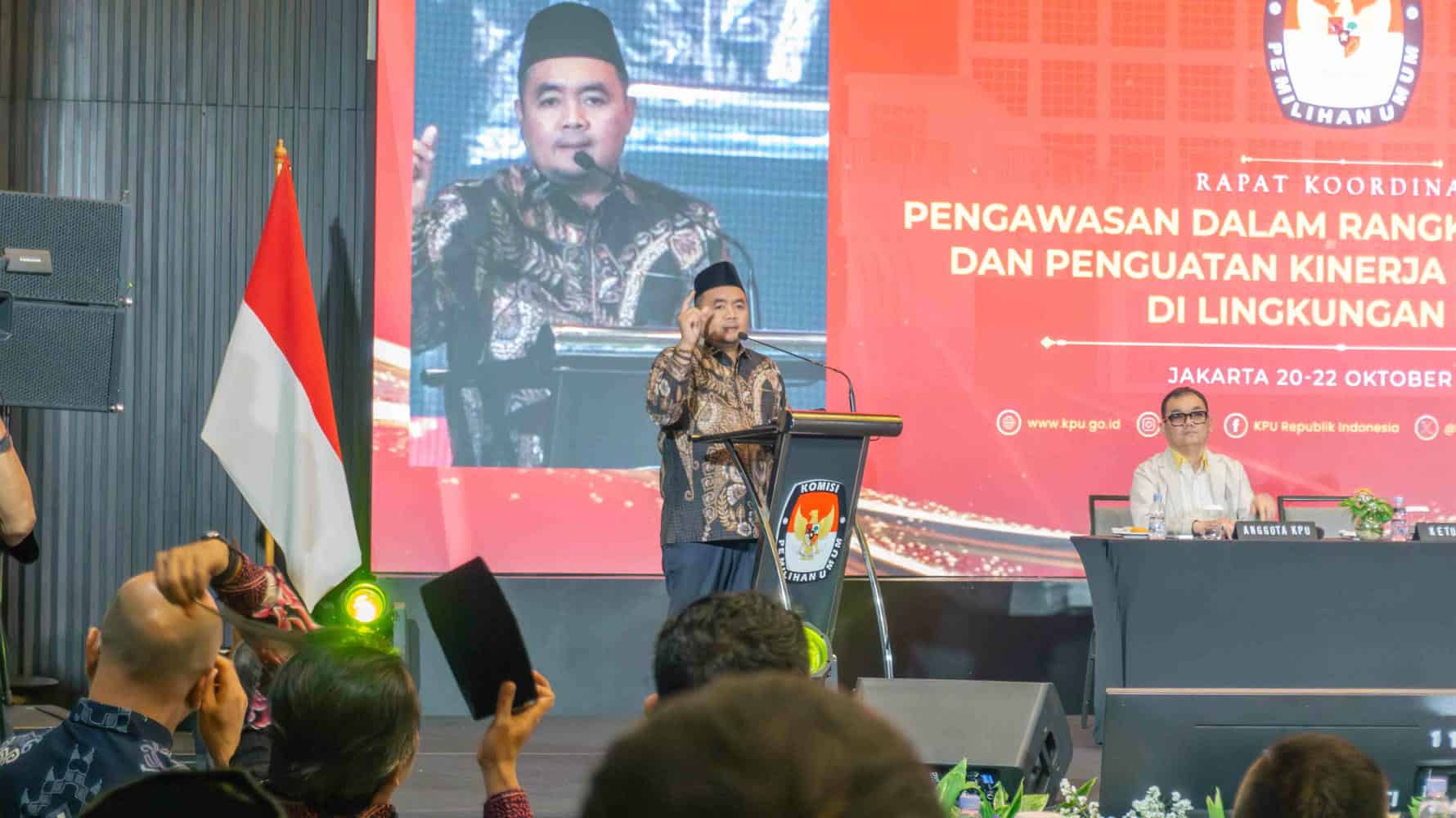 Foto 3 Rapat Koordinasi KPU