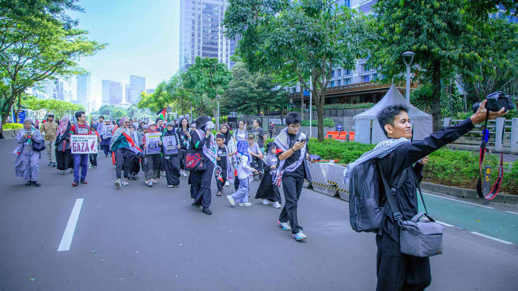 Foto 3 Maqdisy Heroes Long March