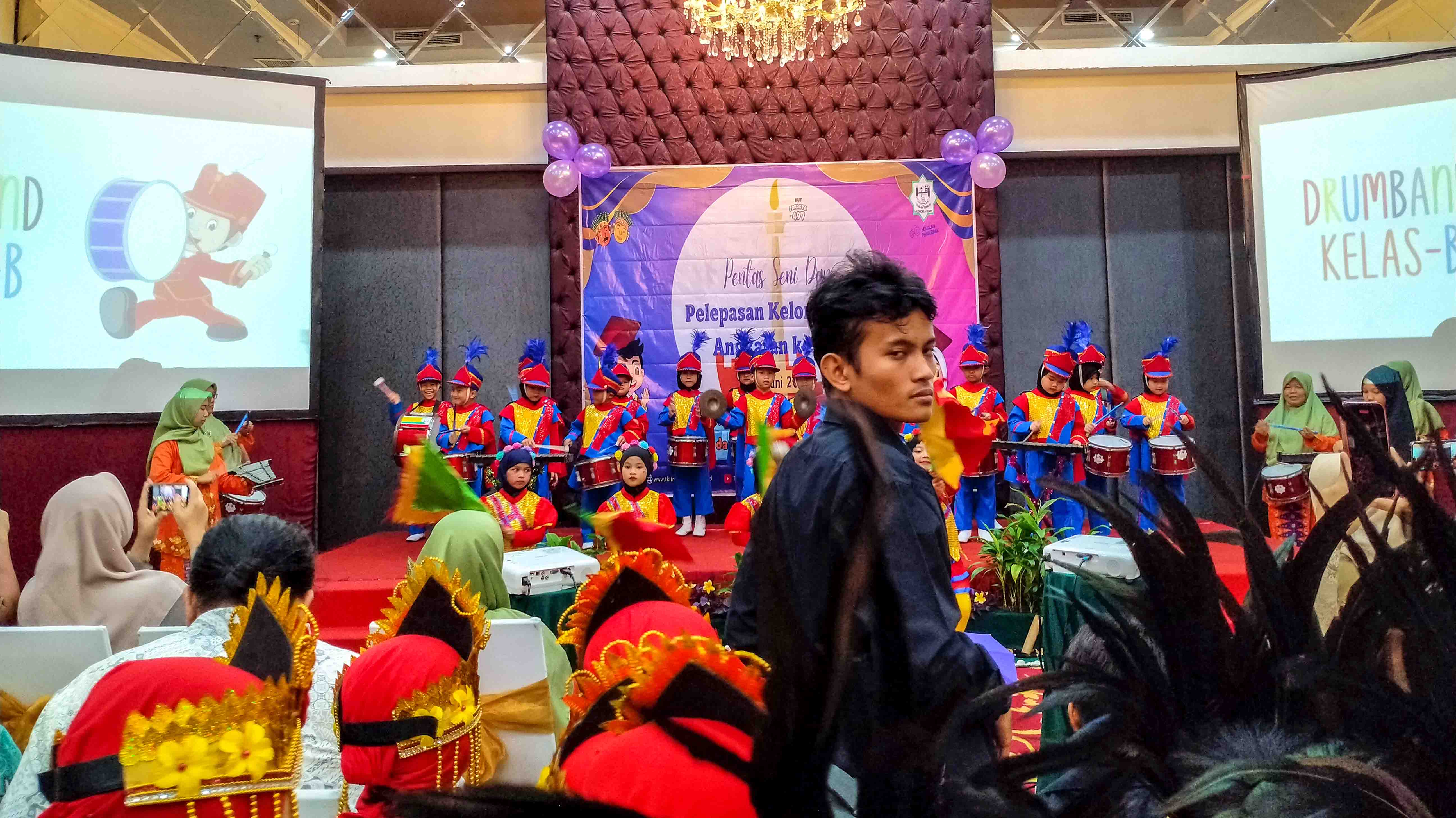 Foto 4 Pelepasan TKIT Musholla Iqro