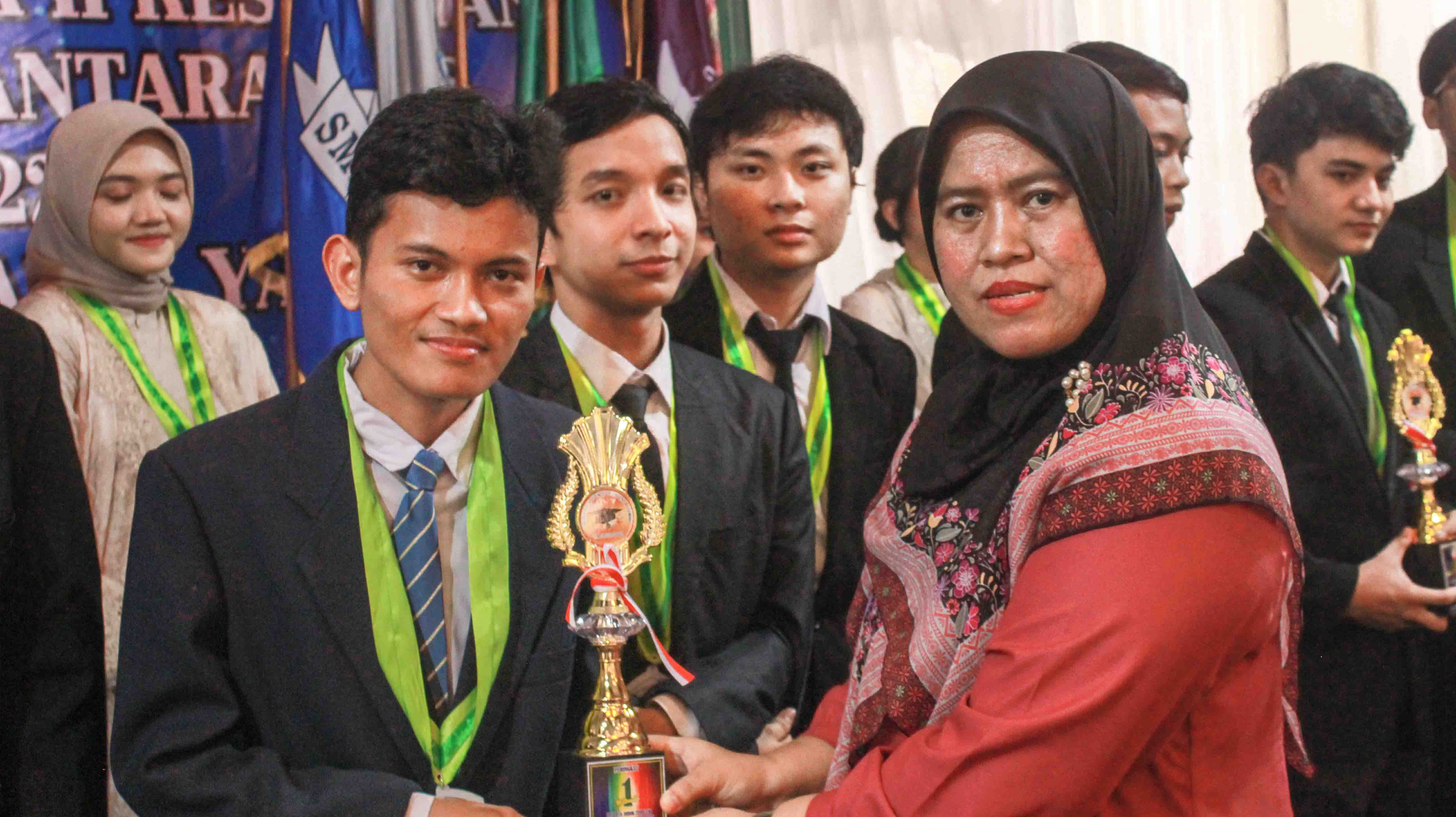 Foto 2 Pelepasan