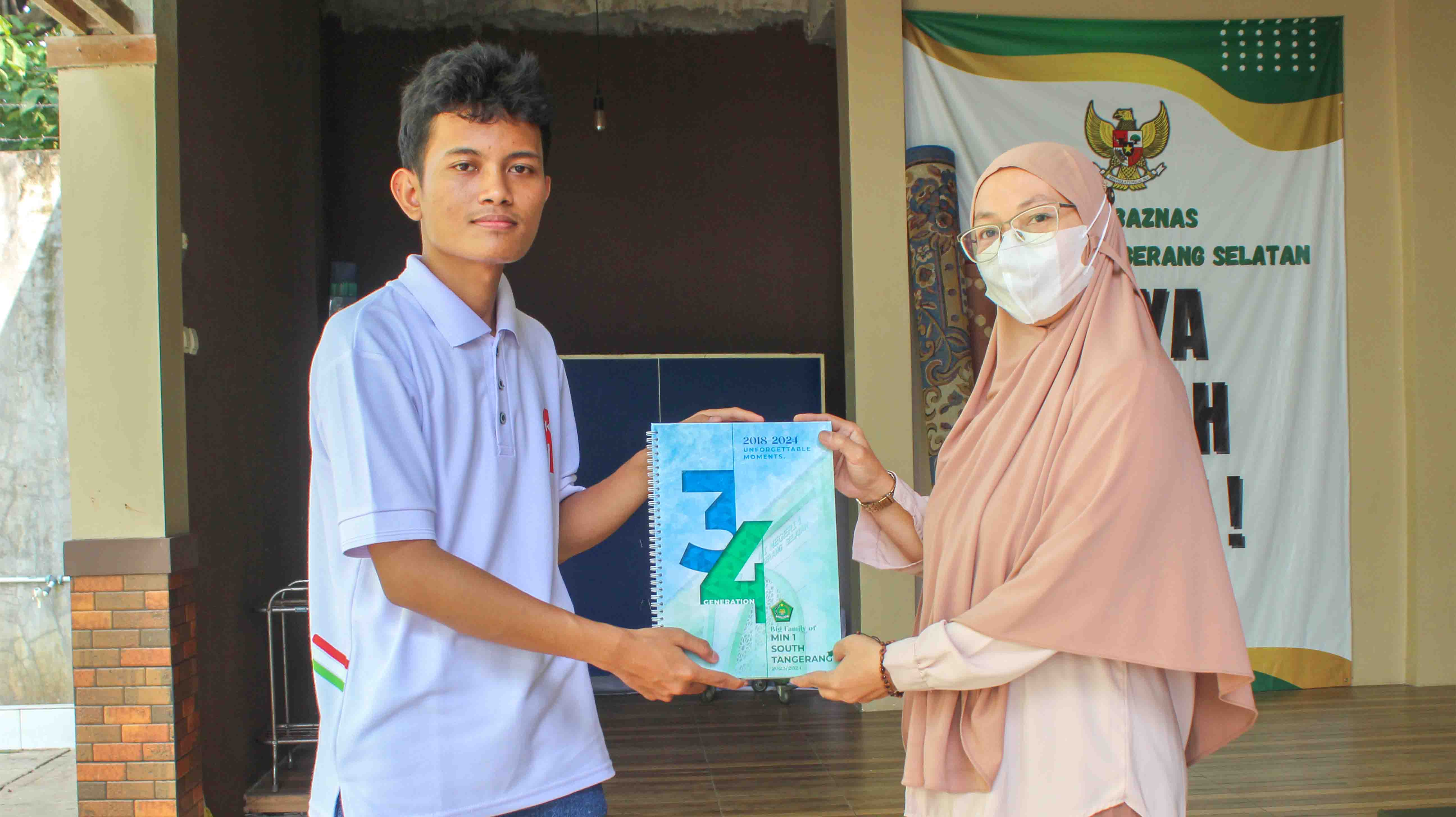 Foto 10 Yearbook MIN 1 Tangerang Selatan