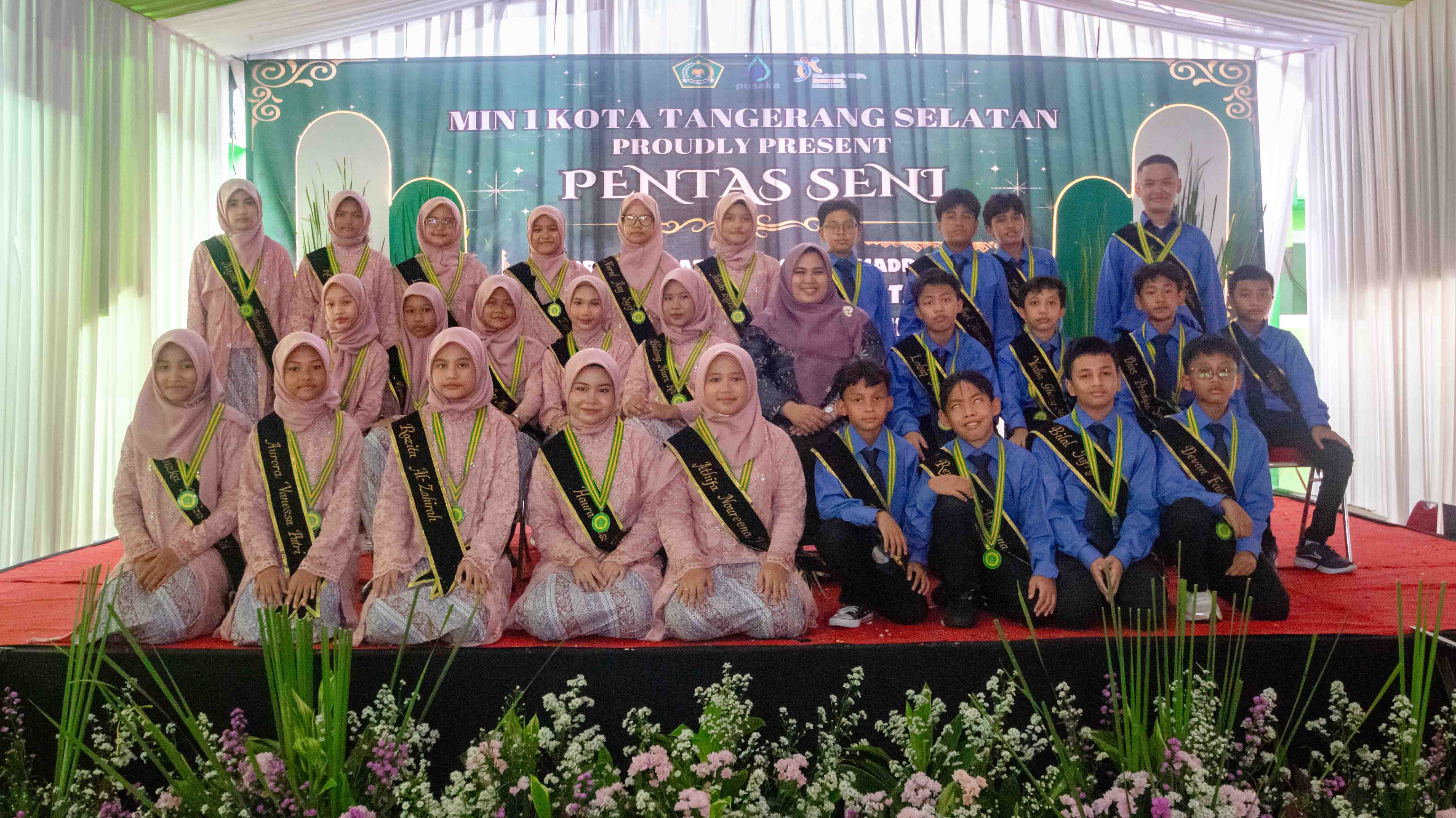 Foto 12 Yearbook MIN 1 Tangerang Selatan 2025