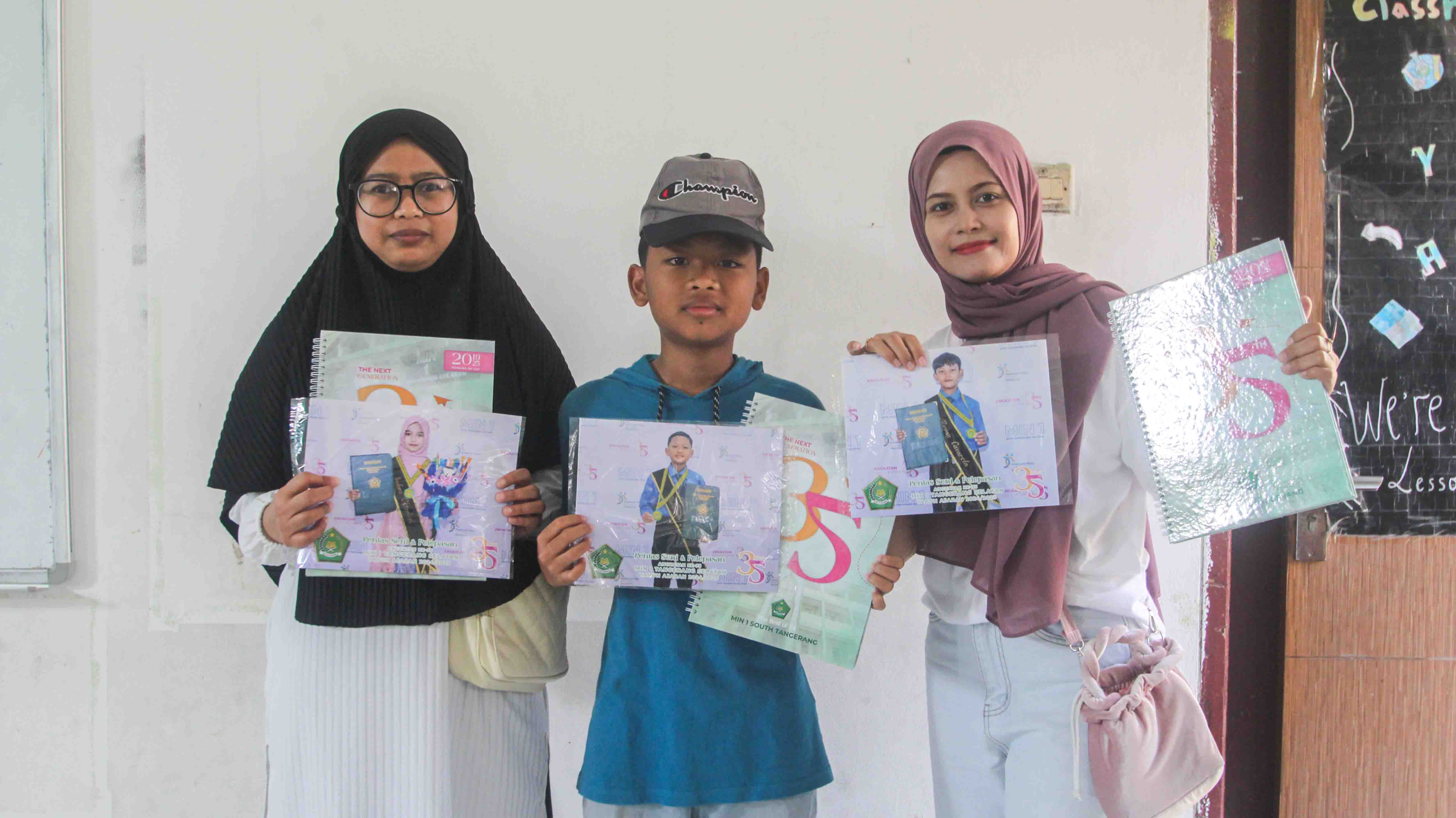 Foto 14 Yearbook MIN 1 Tangerang Selatan 2025
